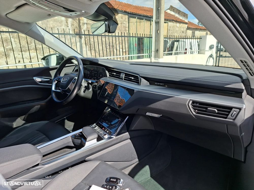 Audi e-tron 55 quattro Advanced - 34