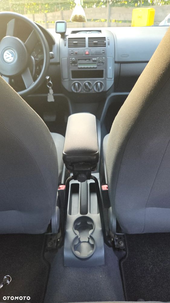 Volkswagen Polo 1.4 16V Basis - 20