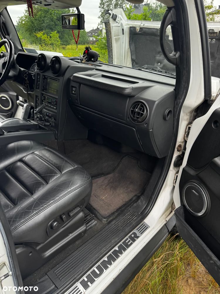 Hummer H2 - 32