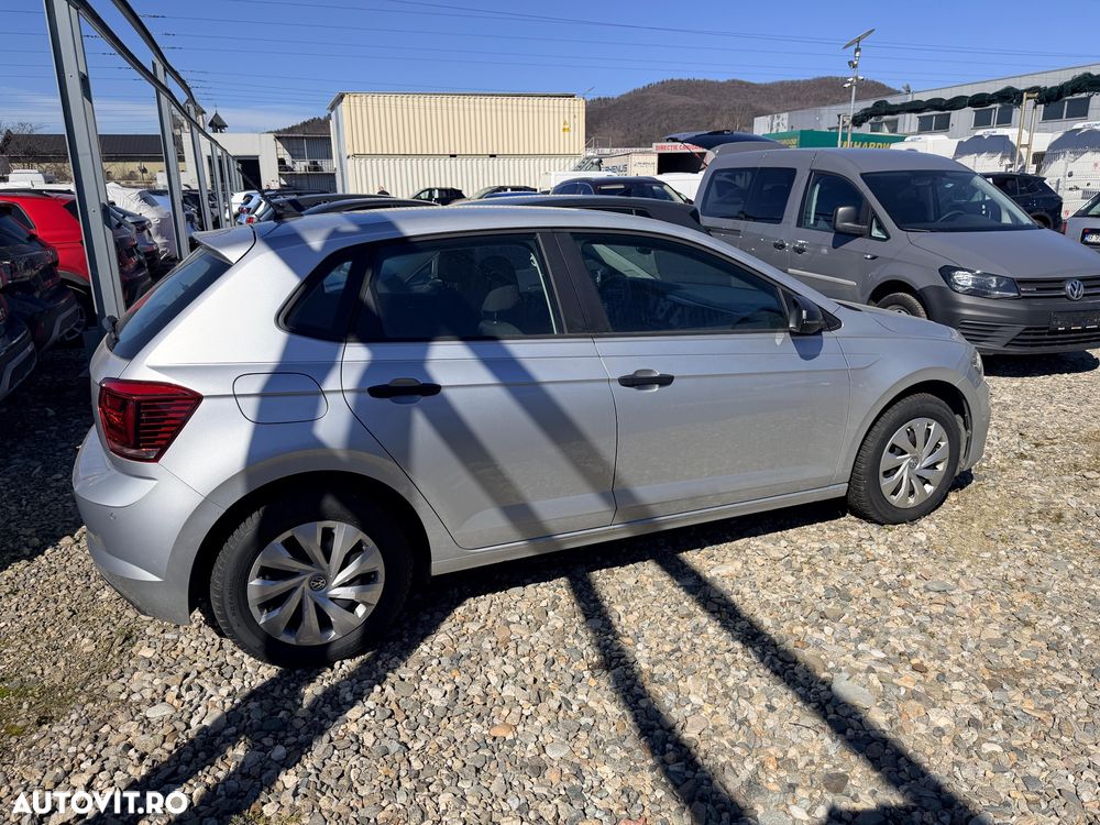 Volkswagen Polo 1.6 TDI Comfortline - 9