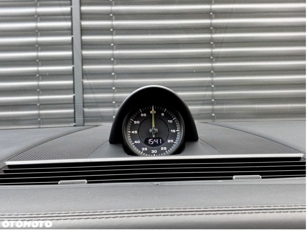 Porsche Panamera 4 E-Hybrid Platinum Edition - 19