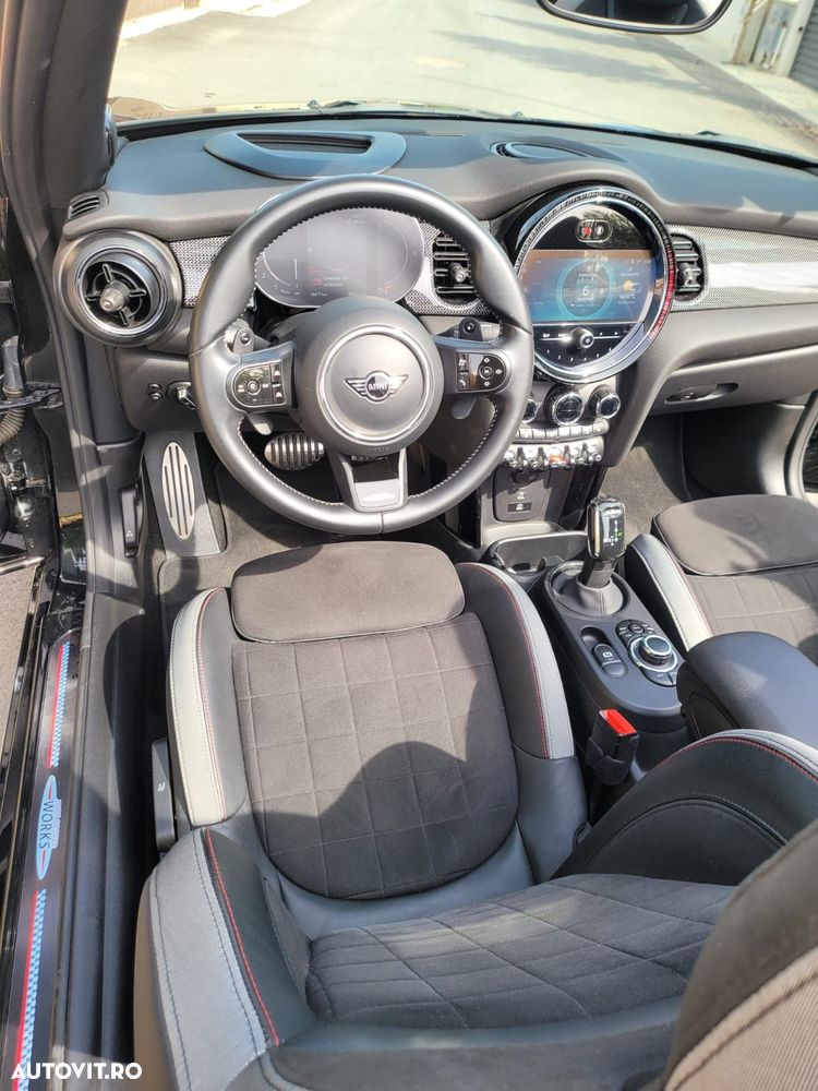 Mini John Cooper Works AT - 16