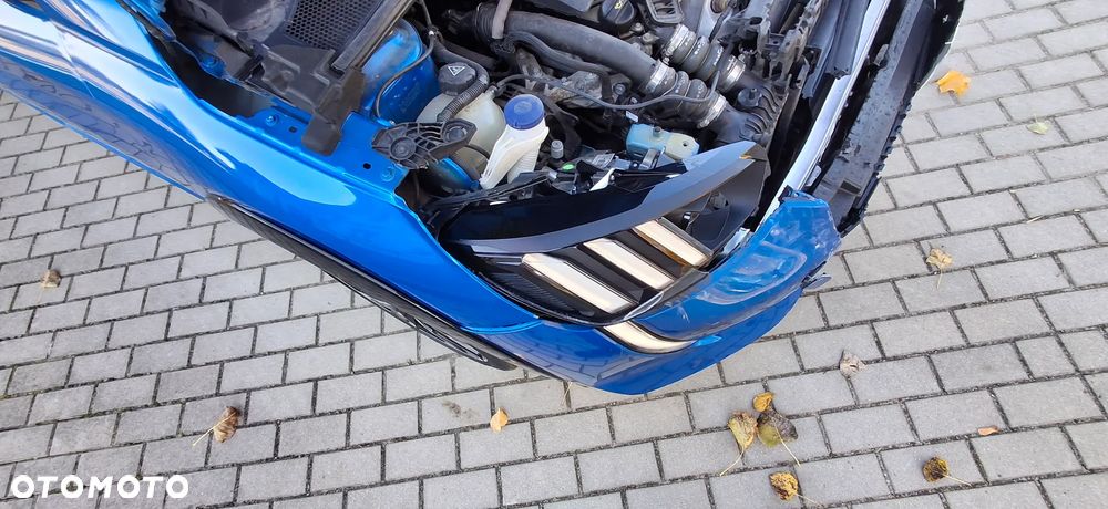 Peugeot 208 PureTech 100 GT - 9