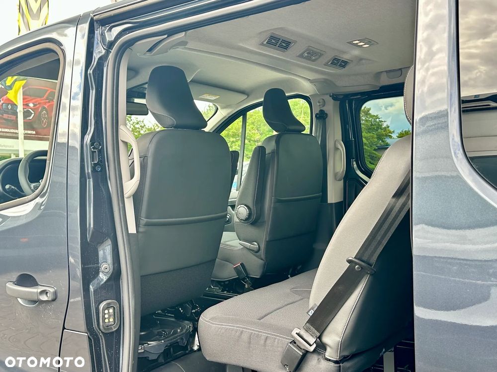 Renault Trafic - 21
