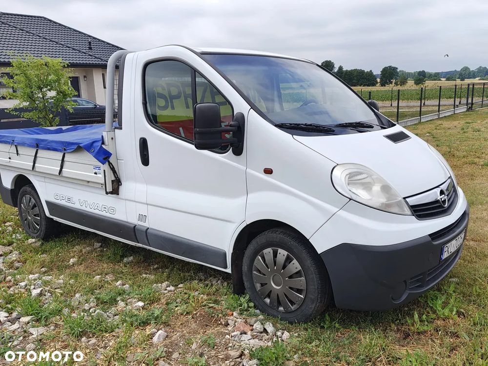 Opel Vivaro - 1