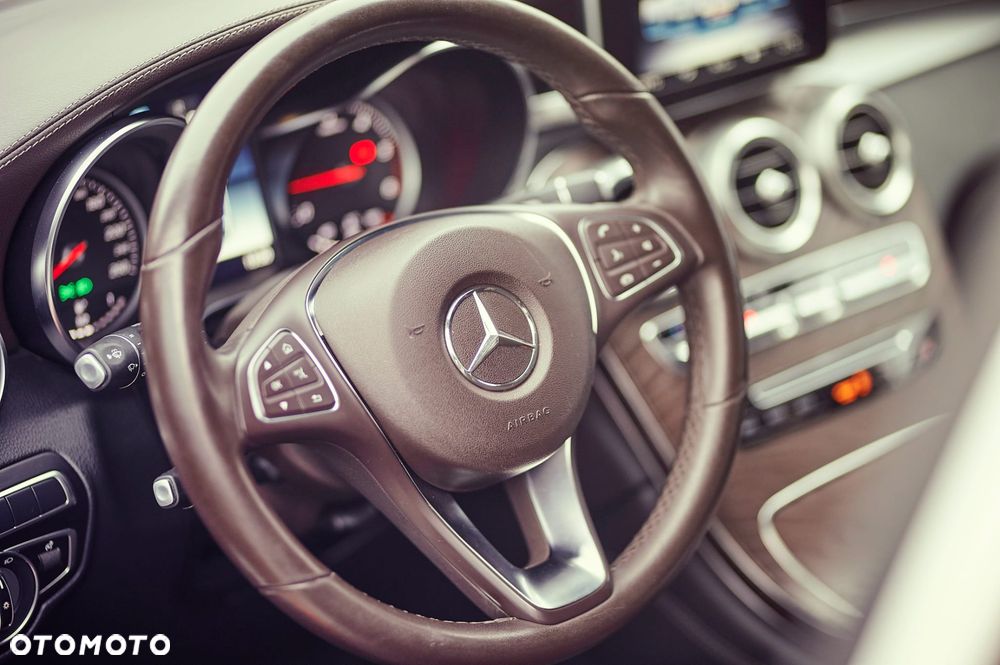 Mercedes-Benz GLC - 10