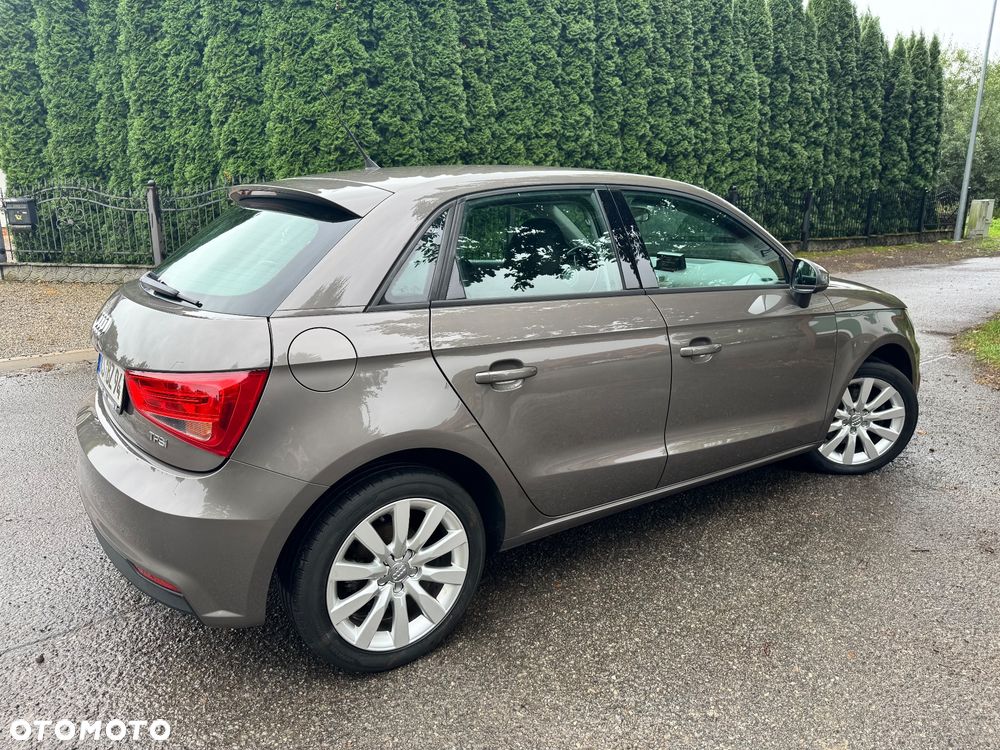 Audi A1 Sportback 1.4 TFSI S tronic design - 17