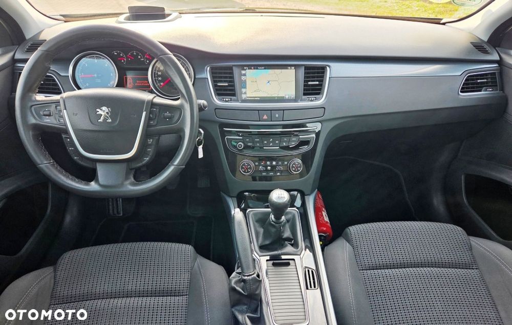 Peugeot 508 1.6 BlueHDi Allure S&S - 32