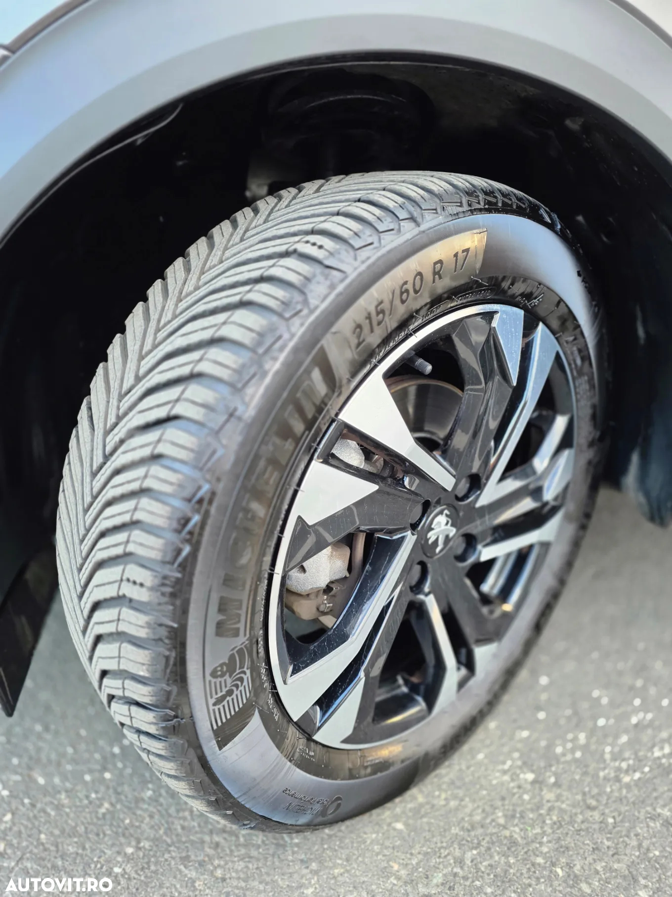 Peugeot 2008 BlueHDi 130 EAT8 Allure - 11