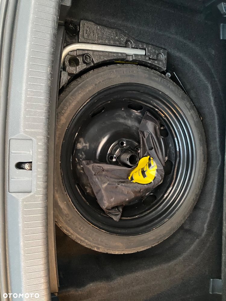 Volkswagen Golf GTD 2.0 TDI SCR DSG - 11