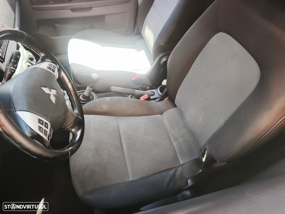 Mitsubishi Colt 1.3 Instyle P.Seguran ClearTec - 8