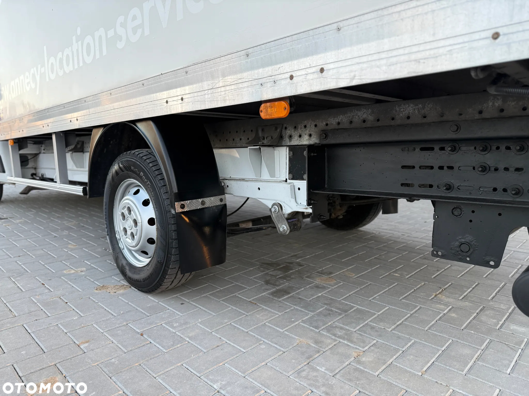 Fiat Ducato 2.3 150KM / Kontener 4,2m 8EP + Winda Dhollandia 750kg / 199.700KM / ZAREJESTROWANY W PL - 18