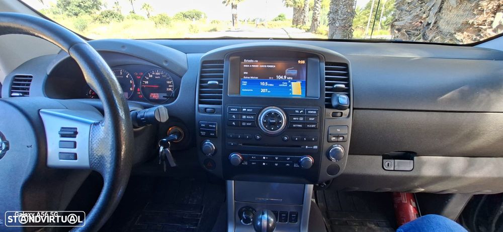 Nissan Navara 3.0 dCi V6 CD LE AT 4WD - 25