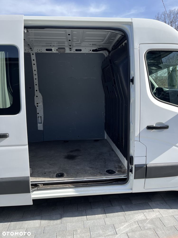 Nissan NV400 - 7