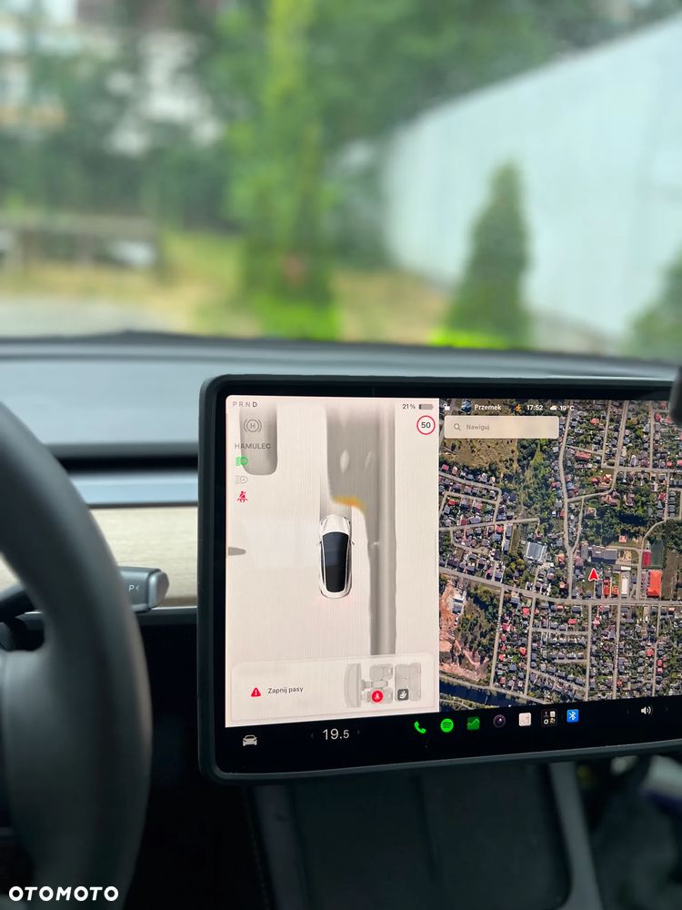 Tesla Model 3 Standard Reichweite Plus Hinterradantrieb - 32