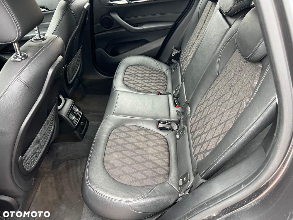 BMW X1 xDrive25d Advantage - 14