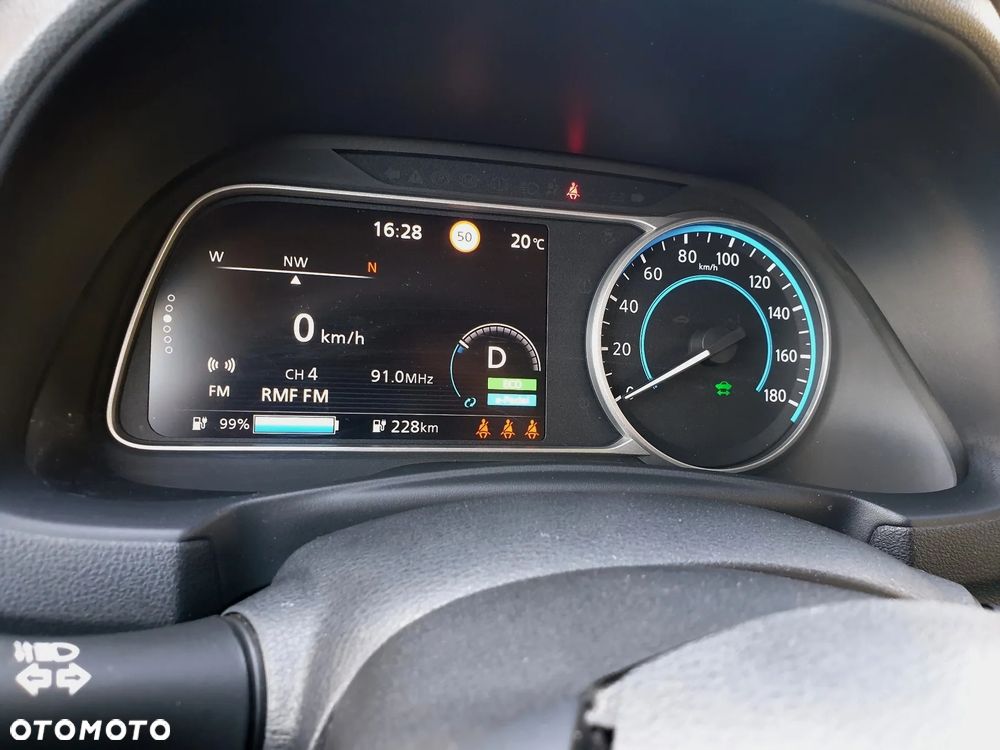 Nissan Leaf - 21