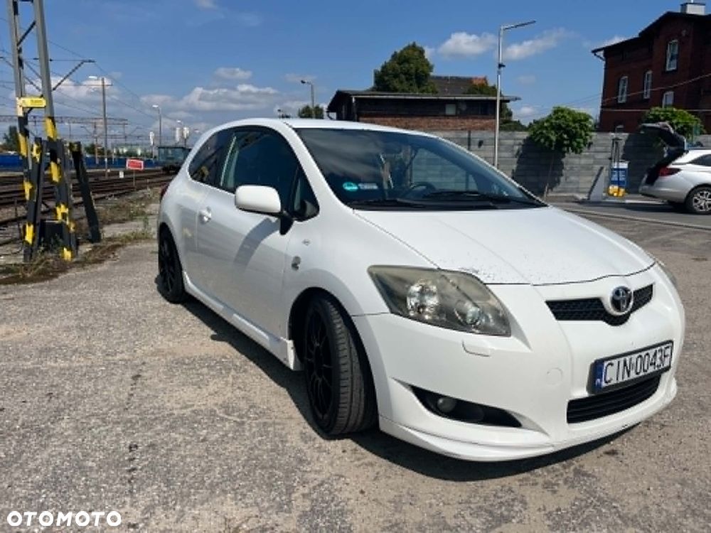 Toyota Auris 2.2 D-4D X + NAVI - 2