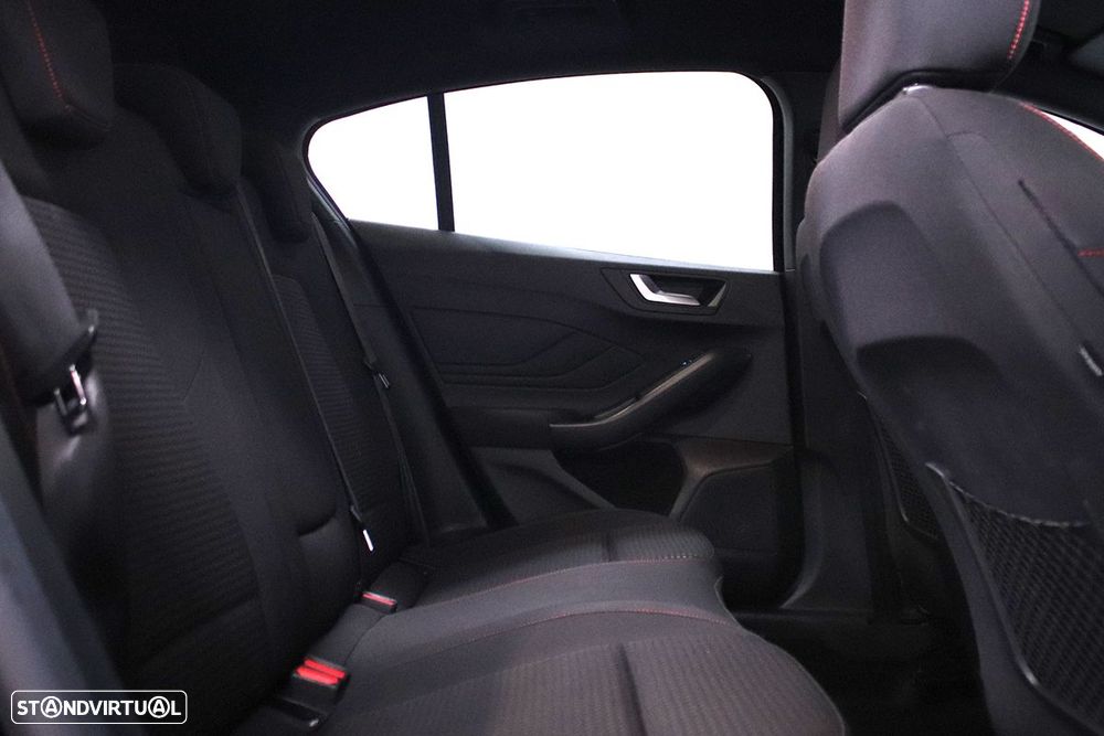 Ford Focus 1.0 EcoBoost MHEV ST-Line X Aut. - 22