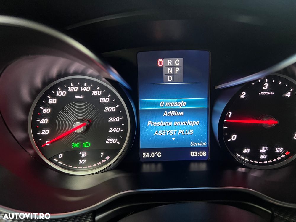 Mercedes-Benz V 300 d lang 4Matic 9G-TRONIC Exclusive Edition - 25
