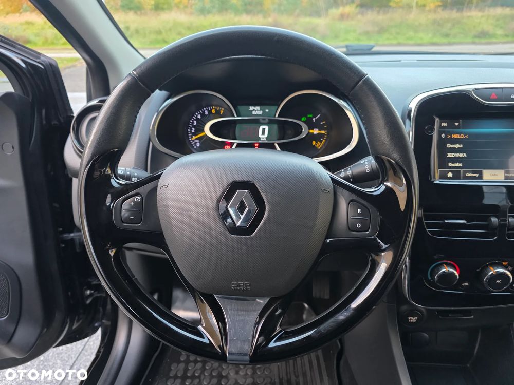 Renault Clio 1.2 16V Zen - 25
