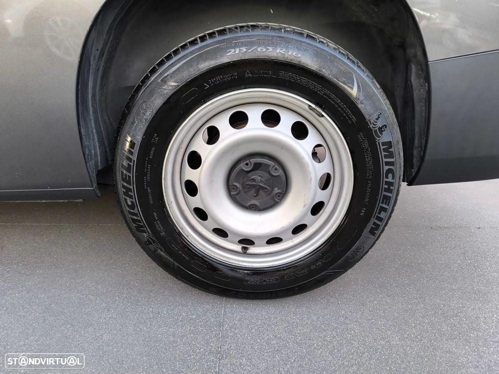 Peugeot PARTNER Standard LONGA - 18