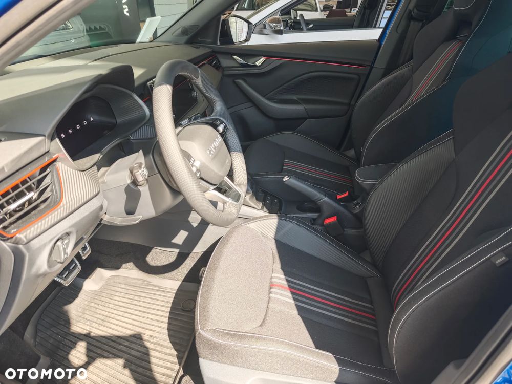 Skoda Kamiq 1.0 TSI Monte Carlo DSG - 11