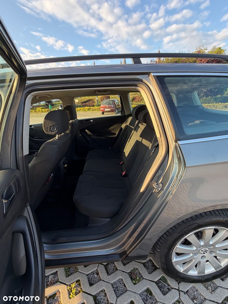 Volkswagen Passat - 7