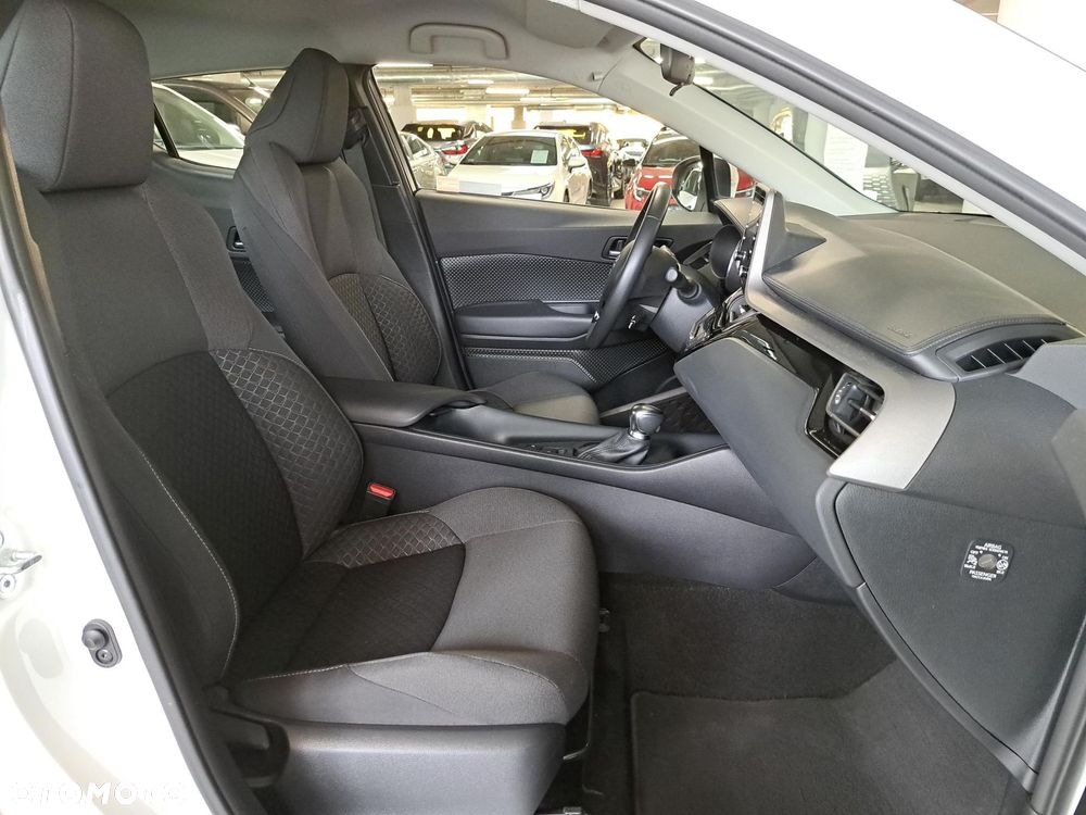 Toyota C-HR 1.8 Hybrid GPF Comfort - 11