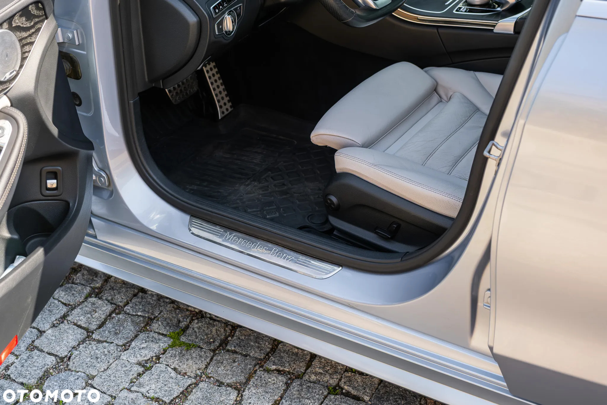 Mercedes-Benz Klasa C 250 (BlueTEC) d 4Matic T 7G-TRONIC AMG Line - 24