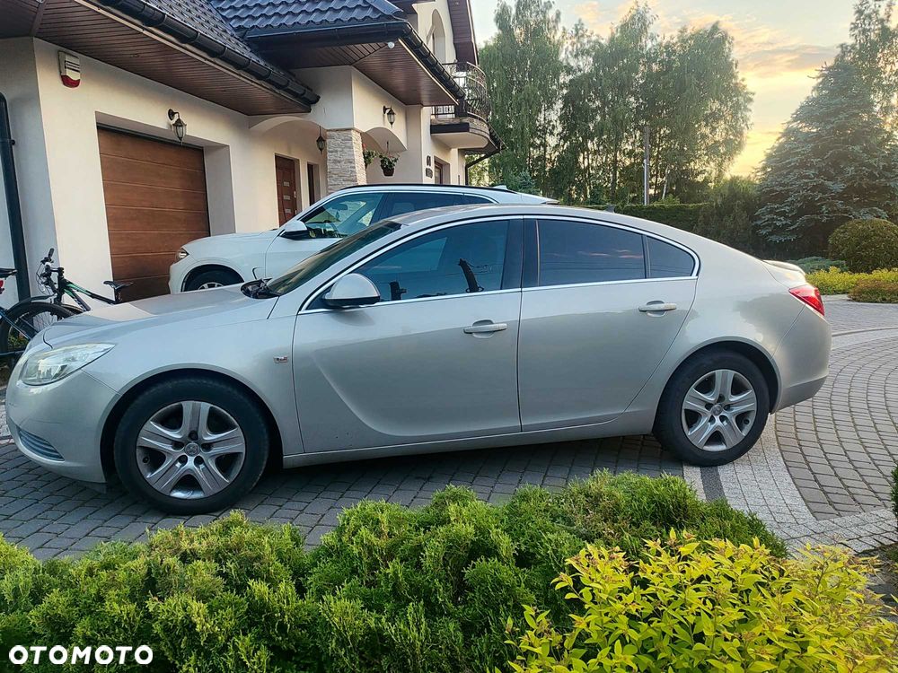 Opel Insignia - 2