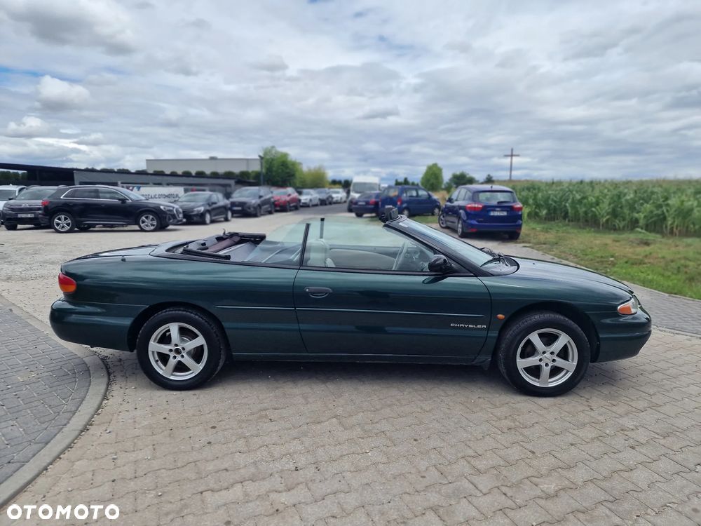 Chrysler Stratus LX 2.0 - 8