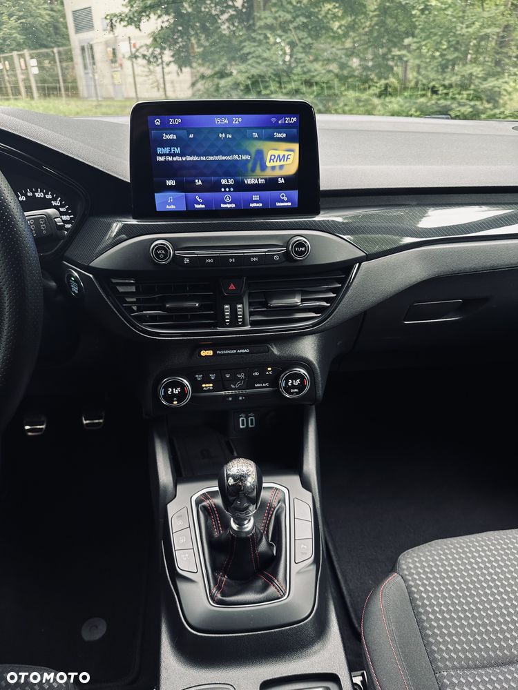 Ford Focus 1.5 EcoBlue SCR ST-Line - 12