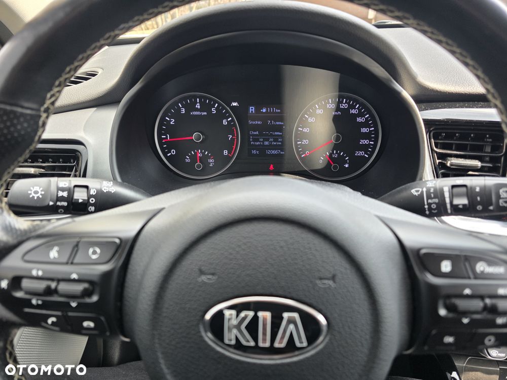 Kia Stonic 1.0 T-GDI DCT OPF Platinum Edition - 9