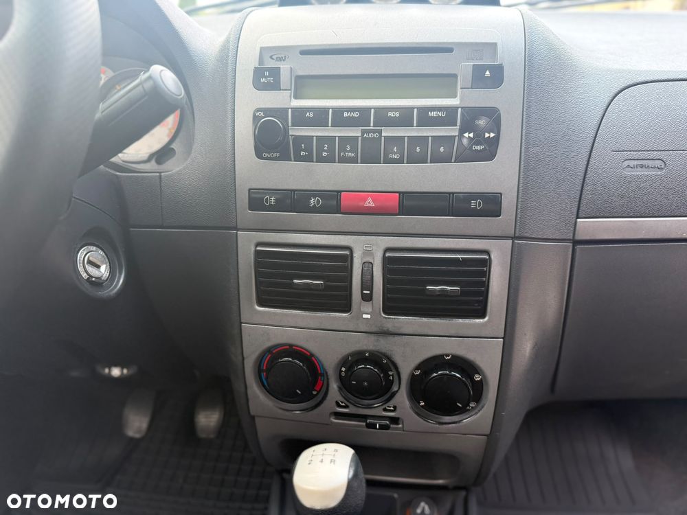Fiat Strada - 18