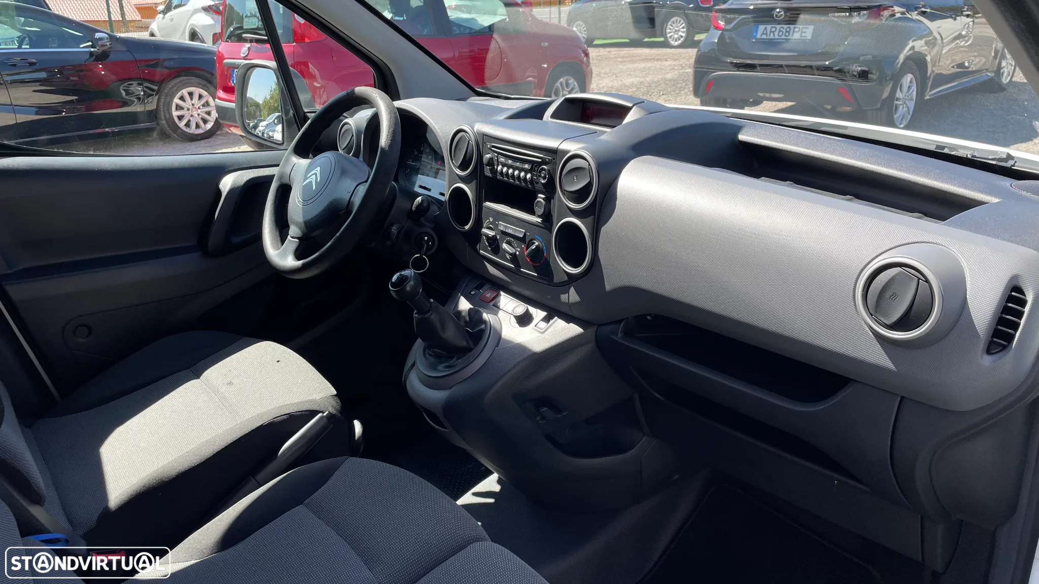 Citroën Berlingo 1.6 BlueHDi L1 Club 3L - 11