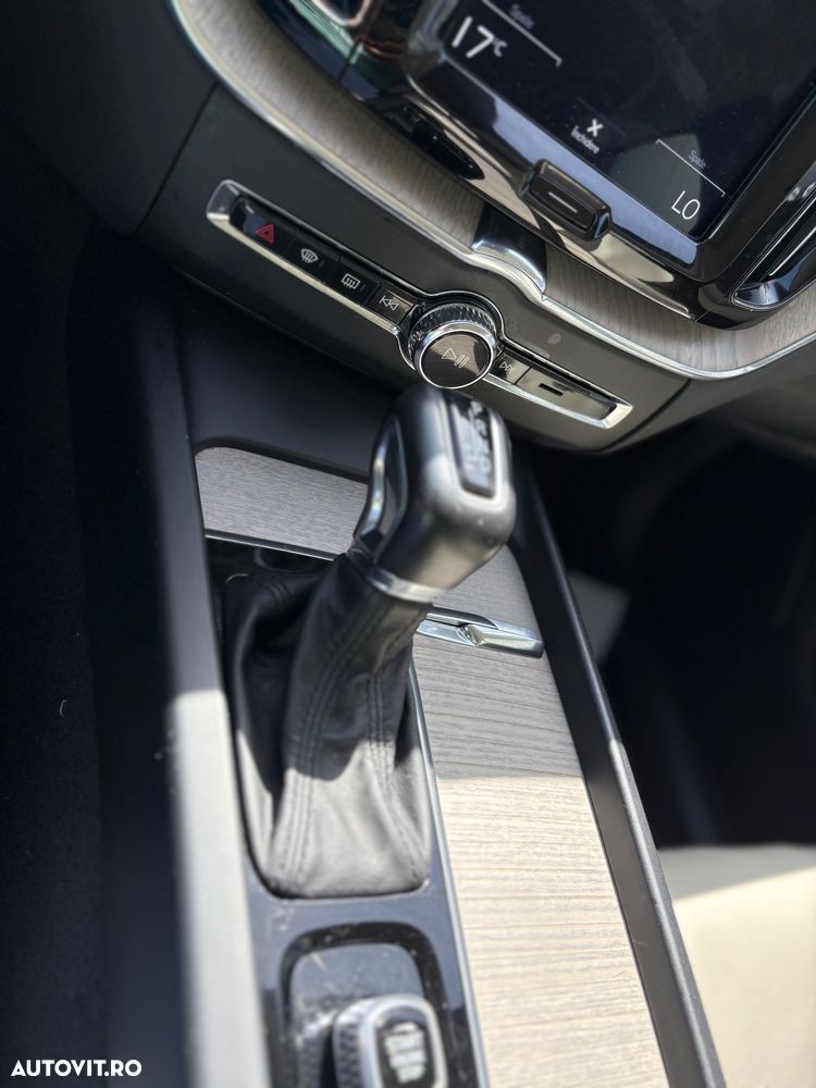 Volvo XC 60 D4 AWD Inscription - 32