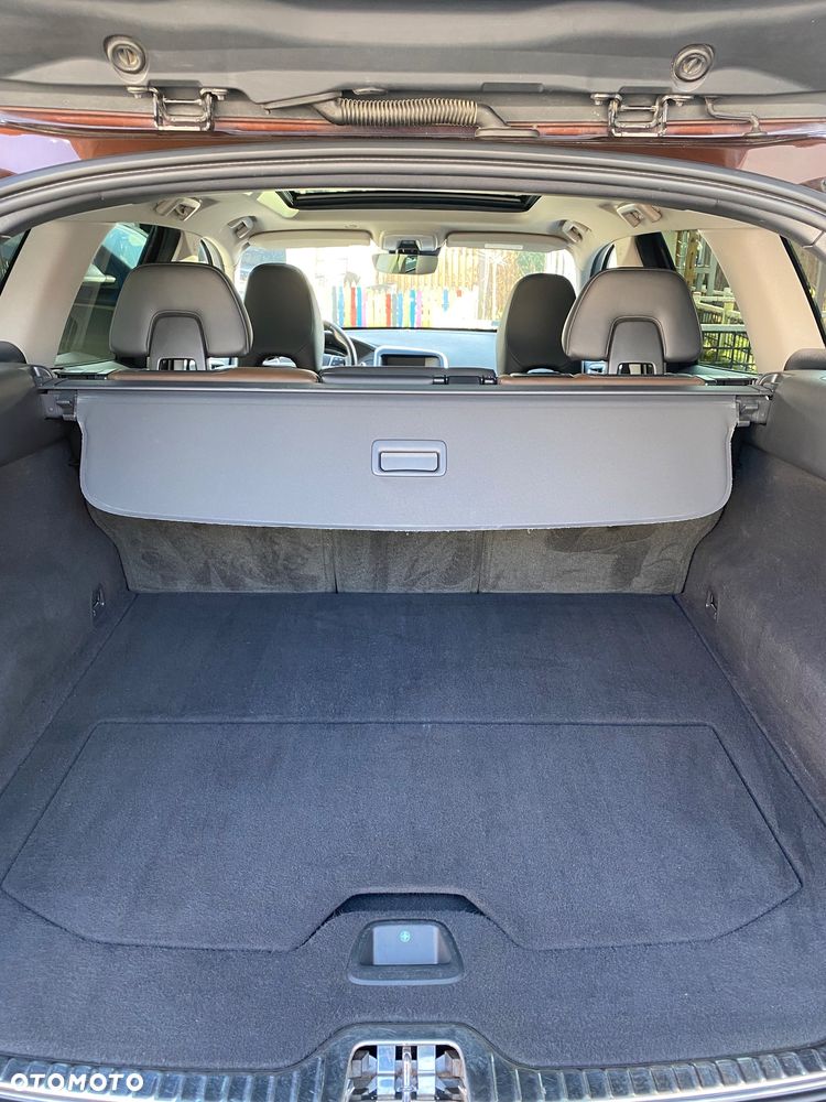 Volvo XC 60 D4 AWD Summum - 10