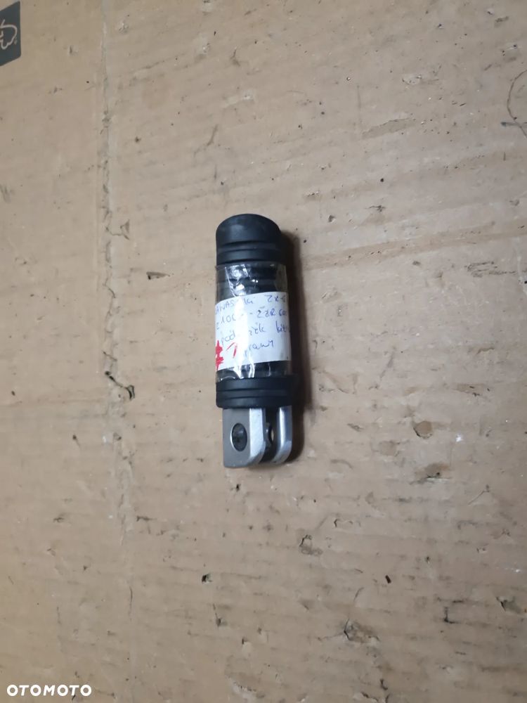 Kawasaki zx6r zzr 600 podnóżek kierowcy prawy - 5