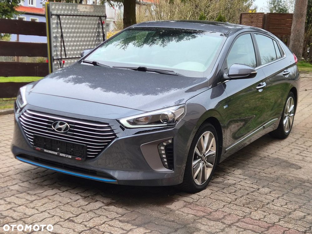 Hyundai IONIQ - 9