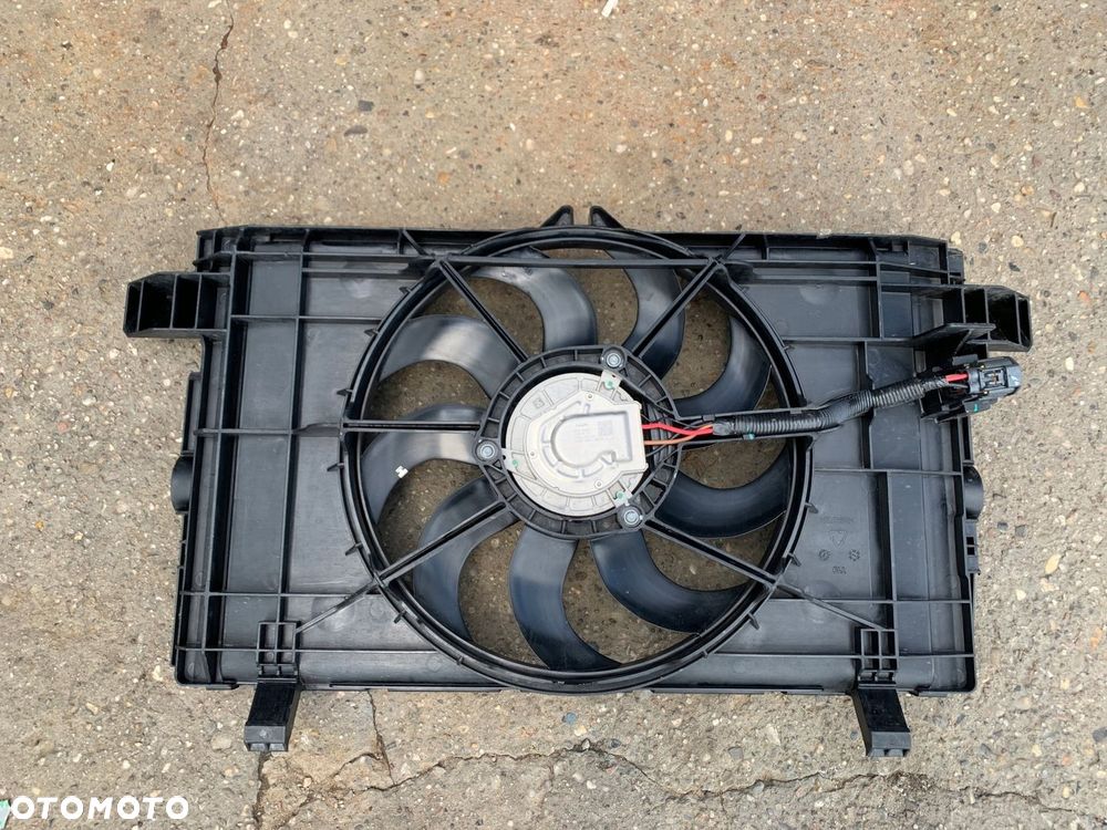 Wentylator obudowa chłodnic TESLA MODEL 3 - 5