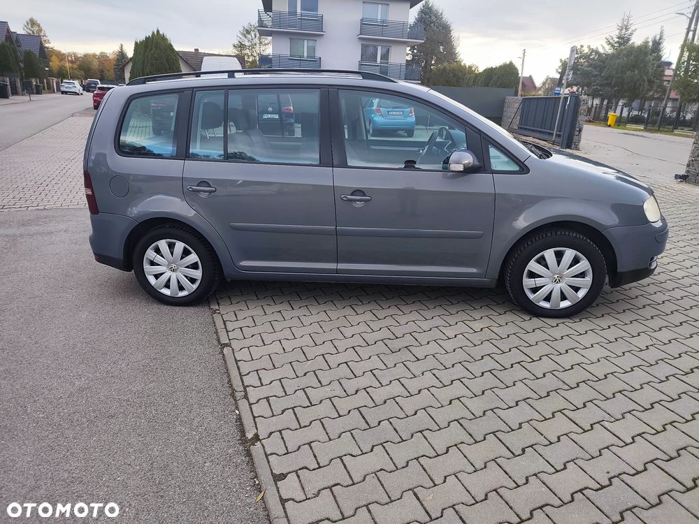 Volkswagen Touran 1.9 TDI Trendline - 4