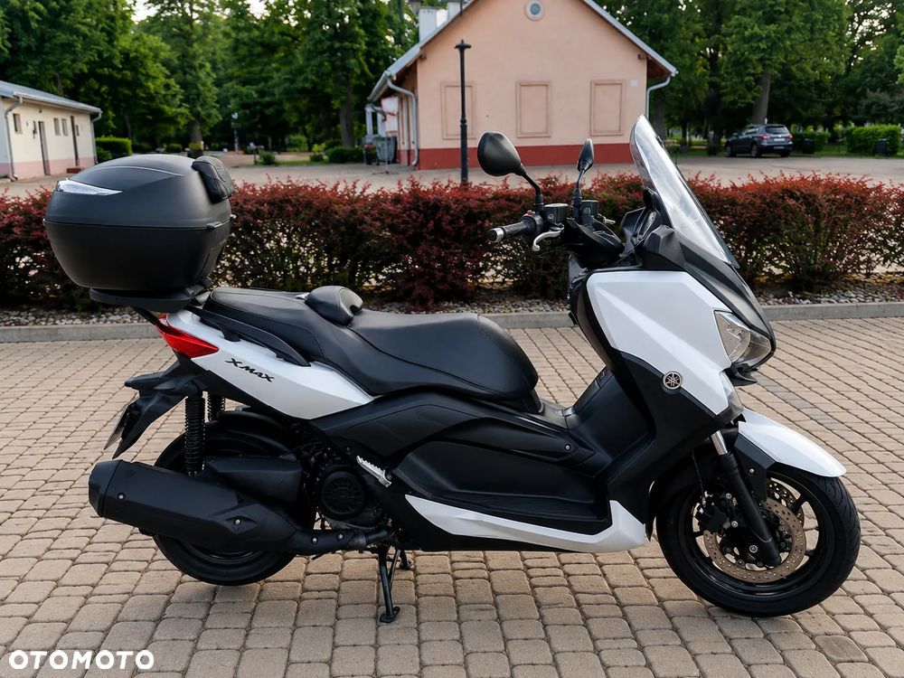Yamaha X-max - 3