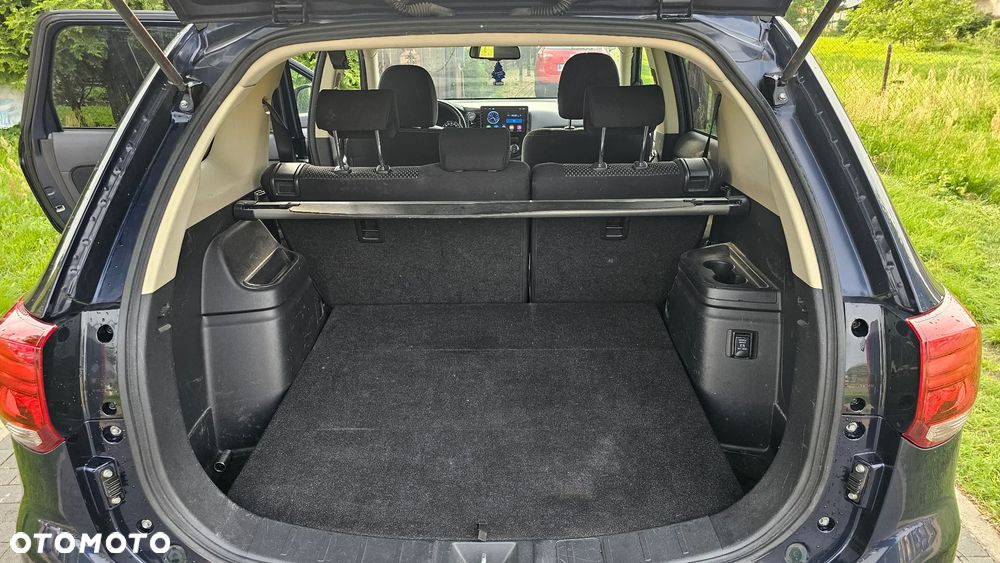 Mitsubishi Outlander - 15