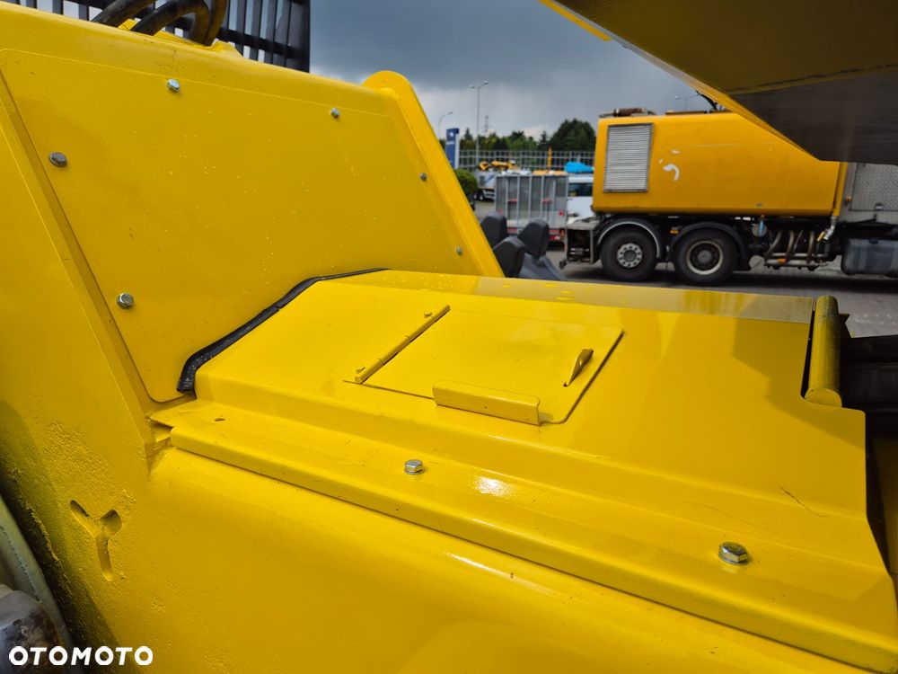 Bomag BC472 RB / KOMPAKTOR ODPADÓW / KOMPAKTOR WYSYPISKOWY 24T / ZGNIATARKA ODPADÓW / MASZYNA DO ZAGĘSZCZANIA ODPADÓW / DO SKŁADOWISK ODPADÓW / SERWISOWANY / 1 WŁ. - 22