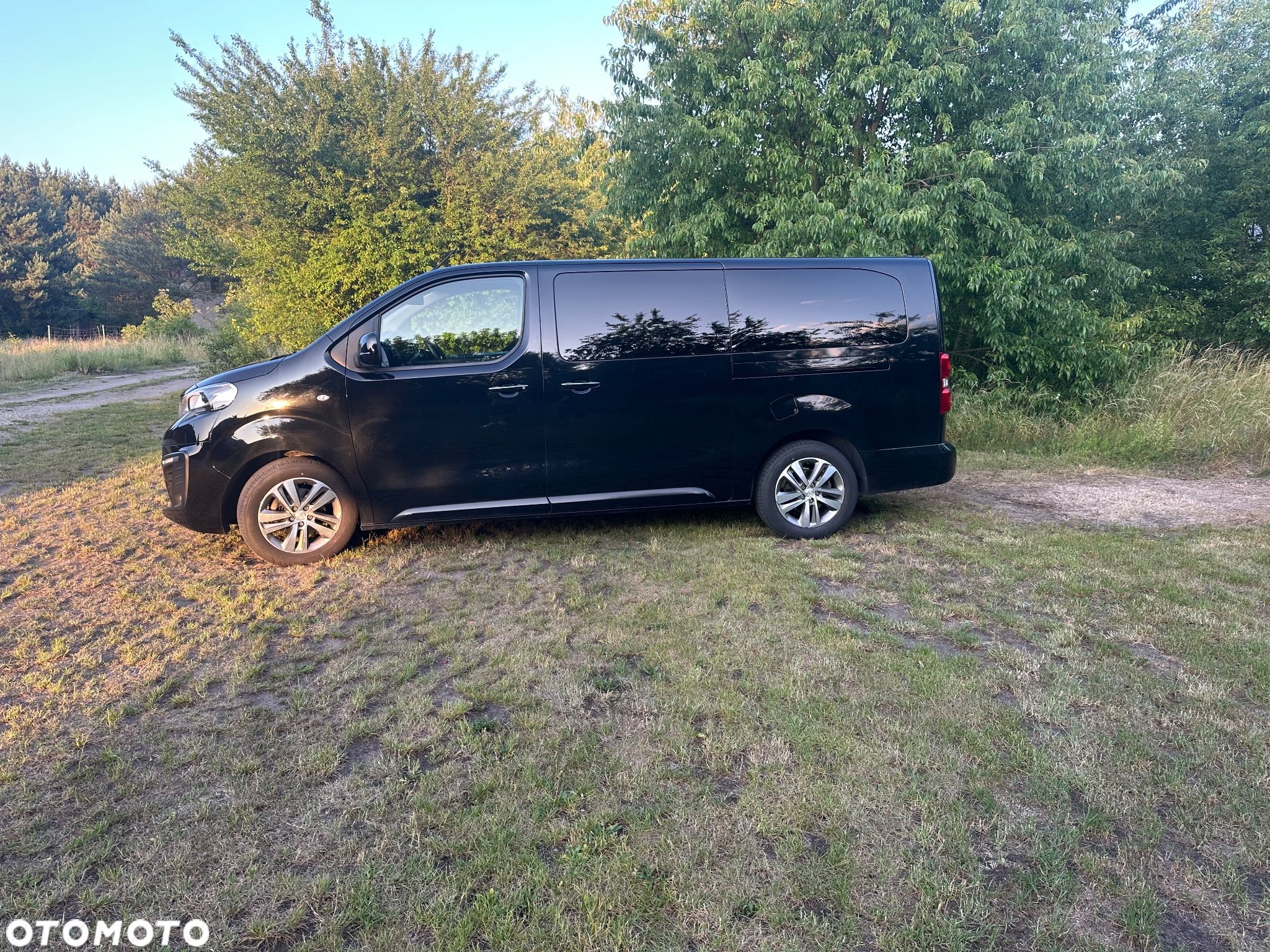 Peugeot Traveller 2.0 BlueHDi Long Business - 1
