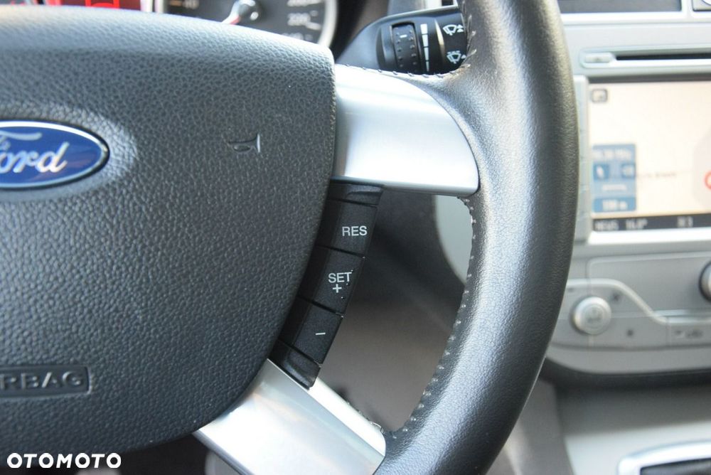 Ford Kuga 2.0 TDCi Titanium - 37