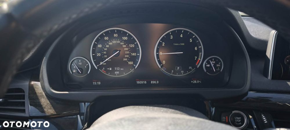 BMW X5 xDrive35i - 17