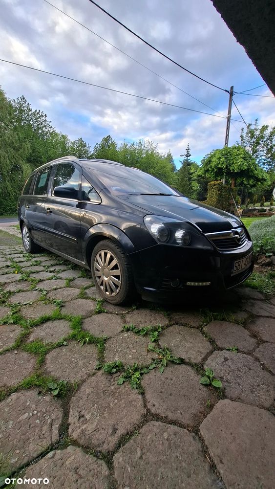 Opel Zafira - 2