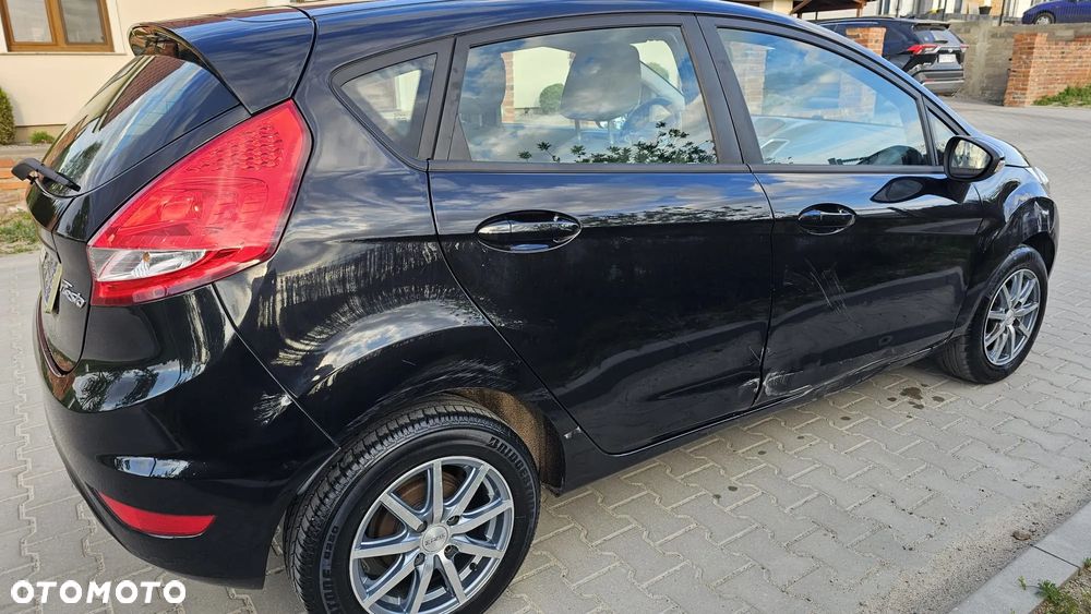 Ford Fiesta 1.25 Ambiente - 14